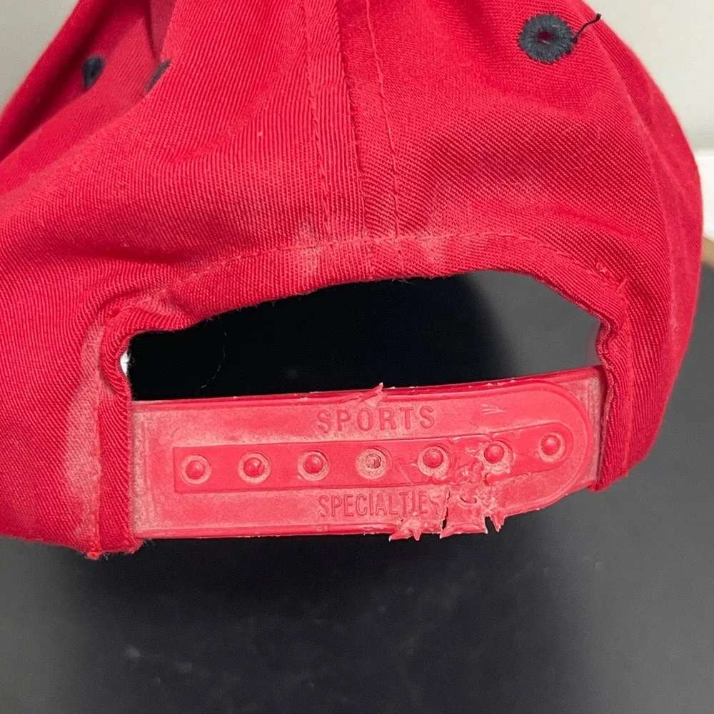 Vintage Chicago Bulls‎ Hat Cap NBA Sports Specialties Youth Kids Red Black